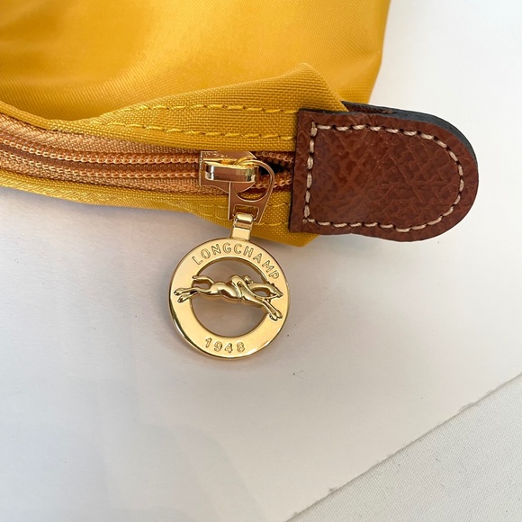 Longchamp Le Pliage Expandable Large Nylon Tote Sun Yellow - Picture 6 of 14